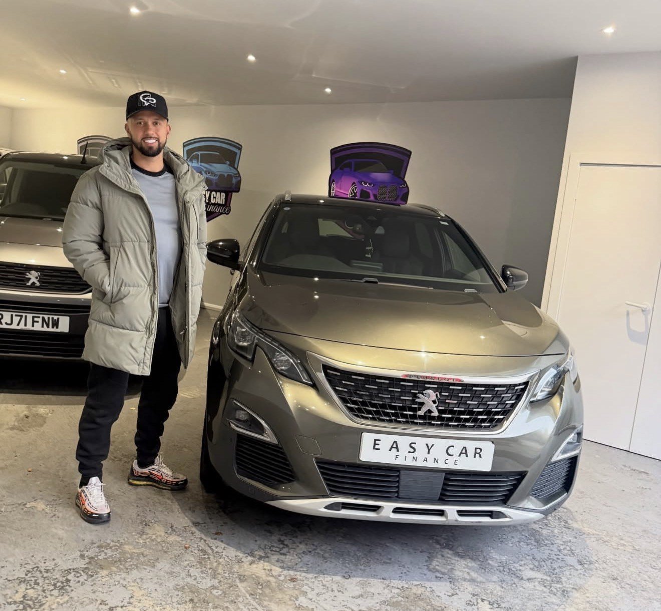 Easy Car Sales customer handover photo 7